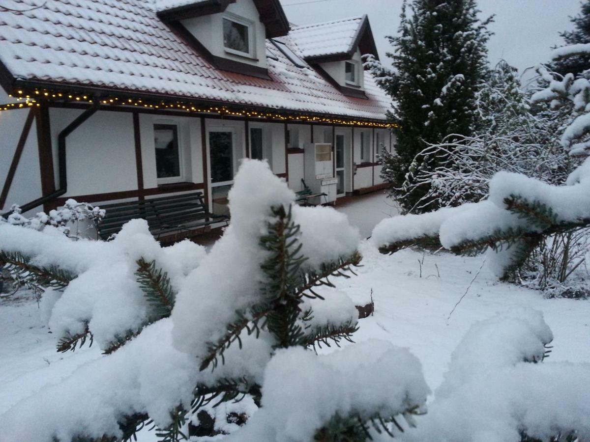 Cztery Pory Warmii Pluski Pokoje Do Wynajecia Apartment Bagian luar foto